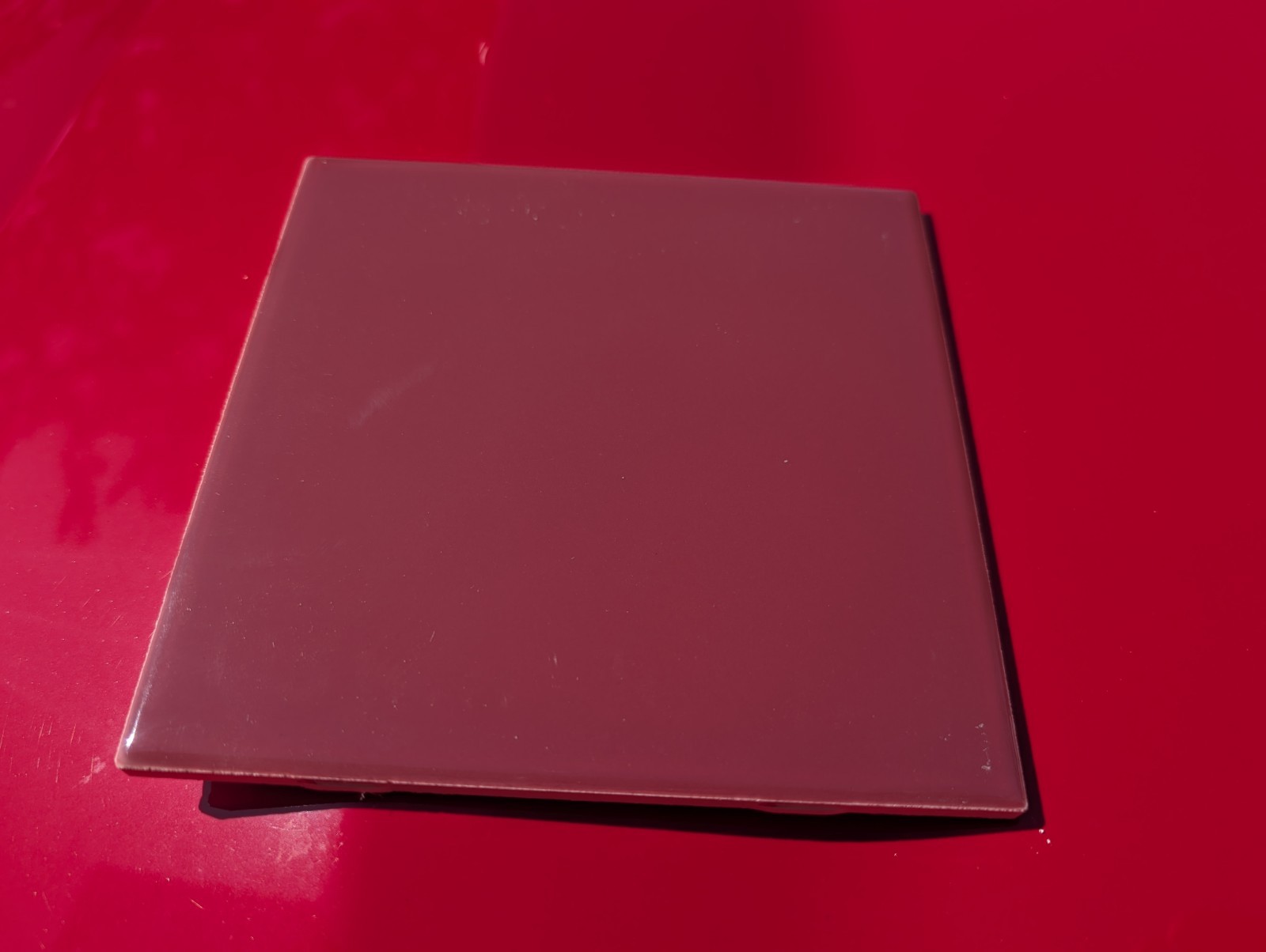 1 pc of Daltile Ceramic Tile 6″ Square NEW DH-57 Grape AO 110 Burgundy Gloss USA