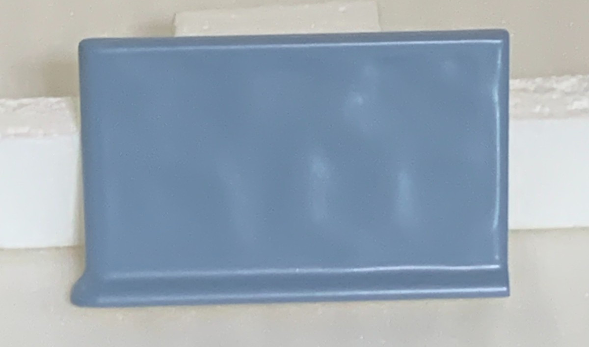 New Florida Vermont Blue#566 Potters Touch Left Finish Cove Base 4 ” x 6 “