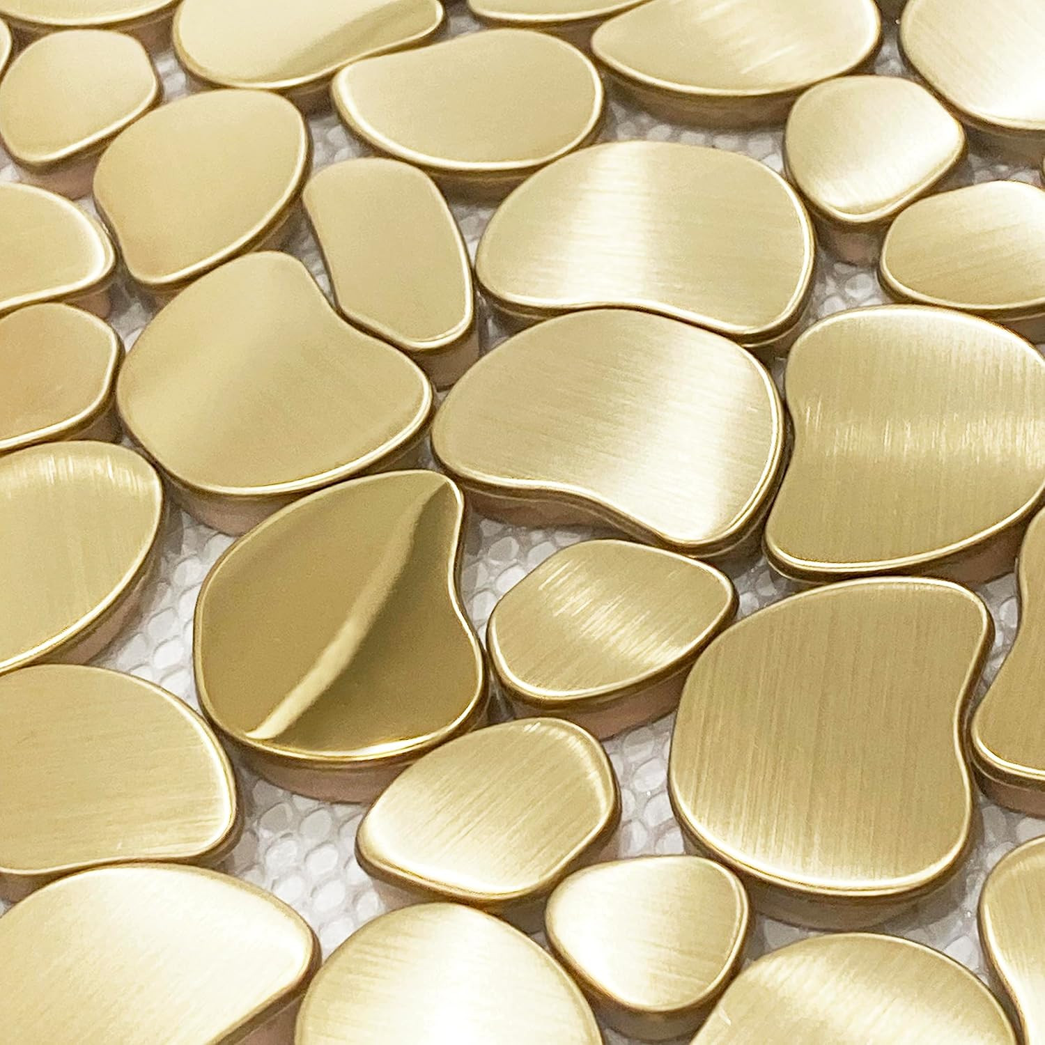 Golden Metal Pebble Mosaic Tiles, 5 Sheets Stainless Steel Backsplash Mesh Mount