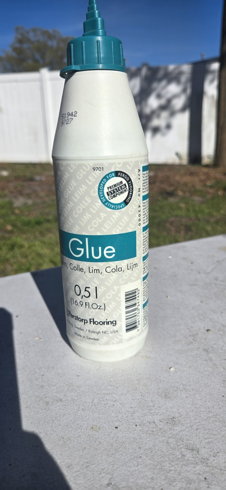 Pergo Floating Laminated Flooring Wood Glue 16.9 fl oz. Perstorp Flooring NEW