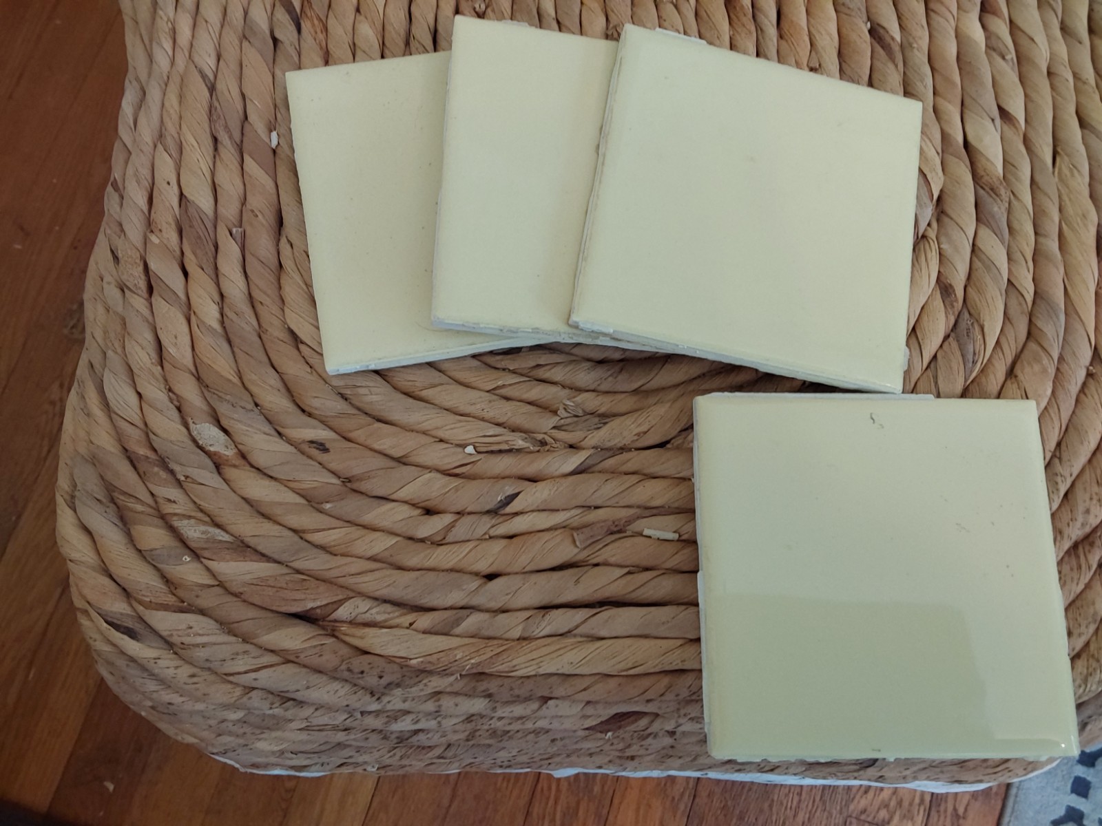 Vintage Stylon Yellow Tiles 4.25 x 4.25 (20)