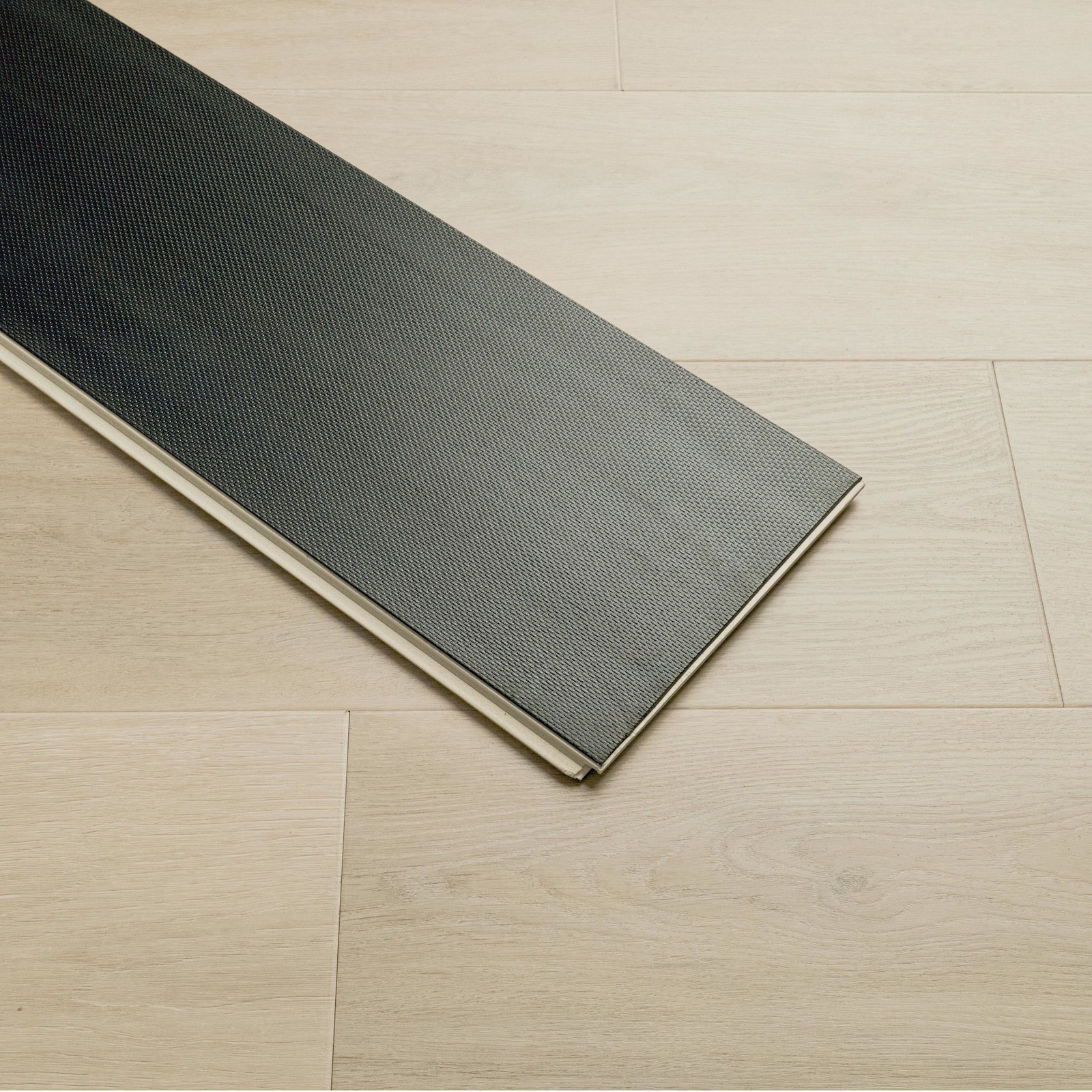 Ackland AKVRC9X72-1230-CA Ridgecrest 9″ x 72″ 12mm 30mil – Oakford