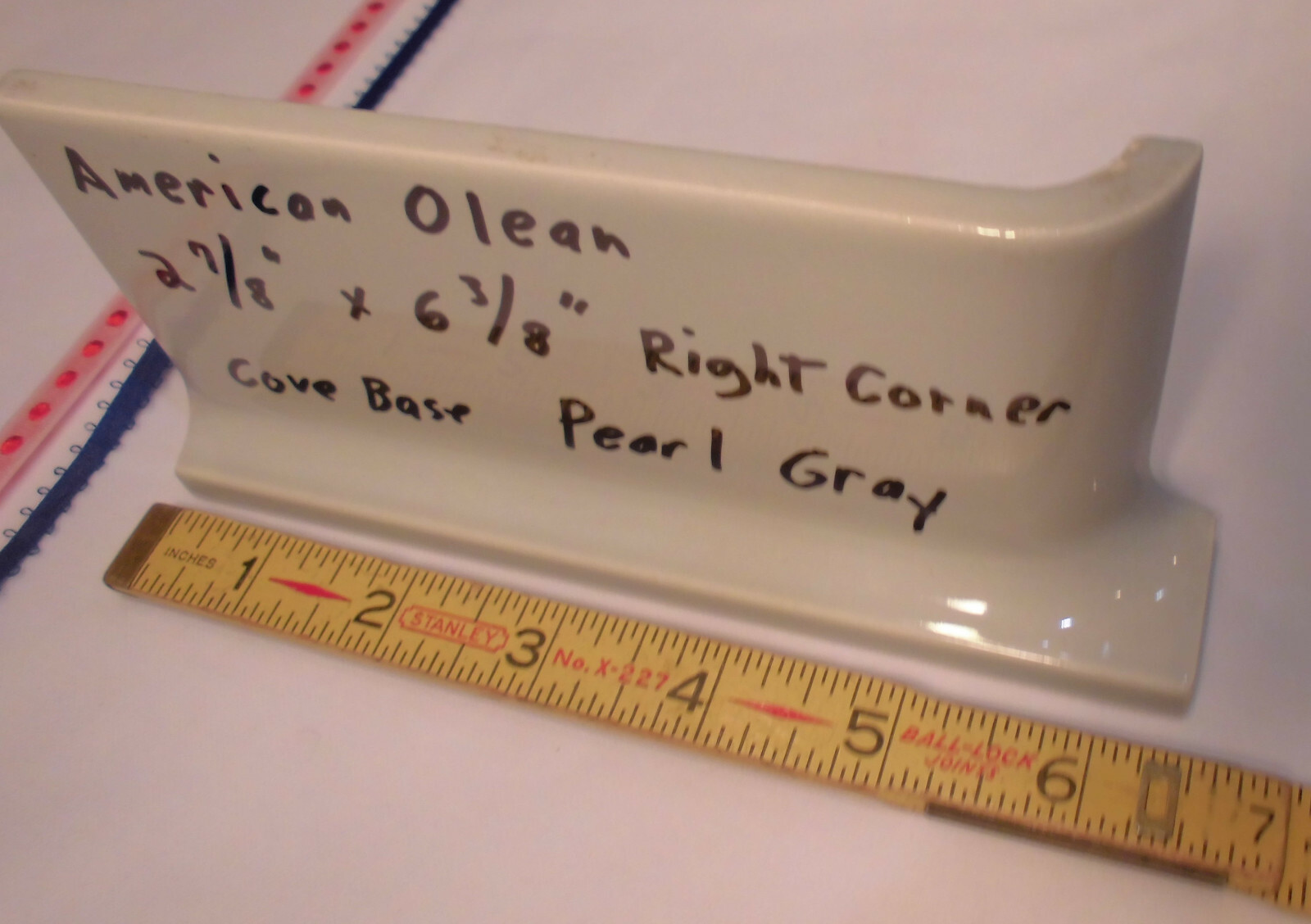 1 pc.*Gray* stack-tile-on-top cove/base, Ceramic Right Corner; American Olean