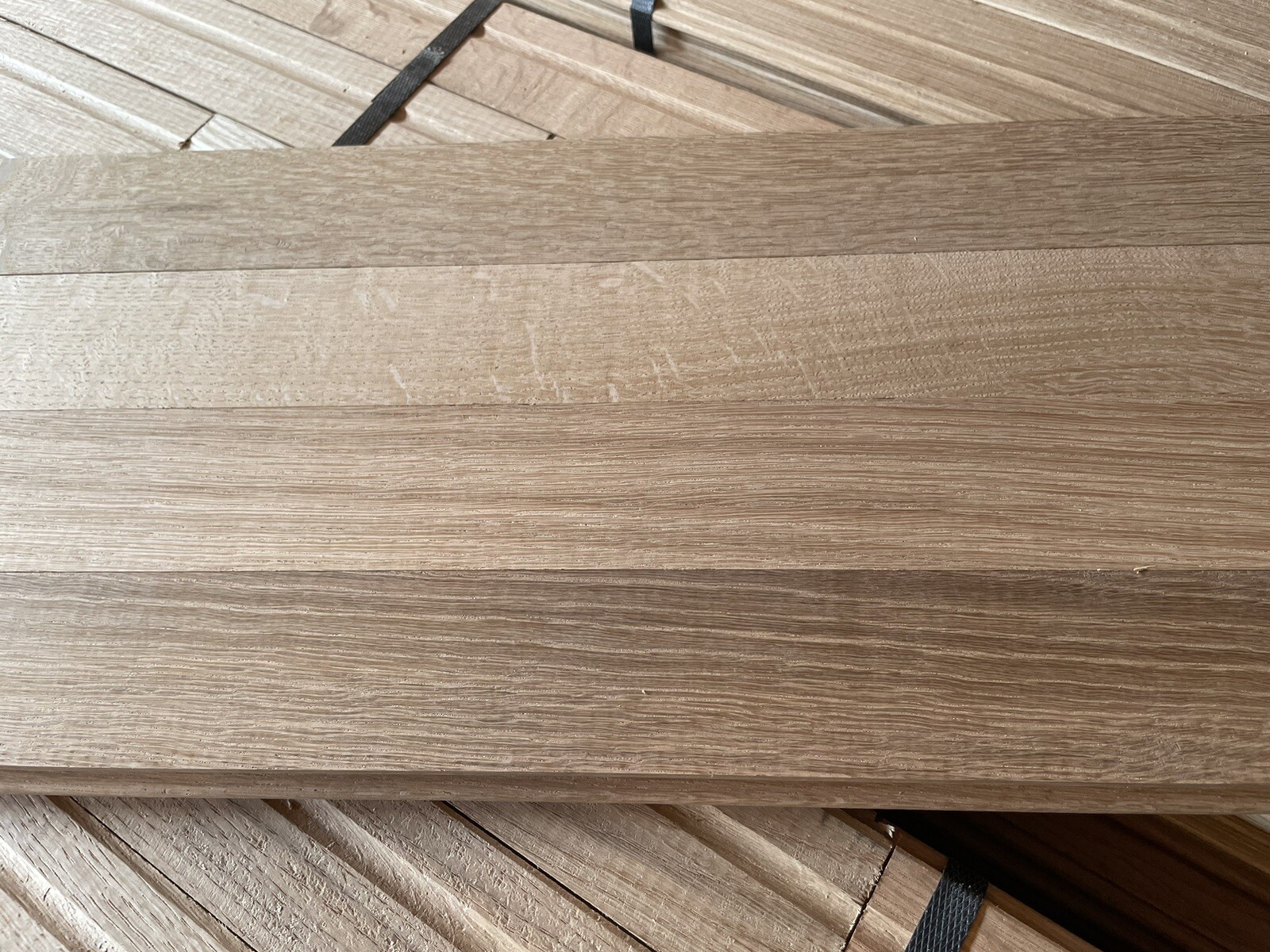 Premium new white oak 3/4″x2-1/4″ Select R&Q ~ 500 sq ft