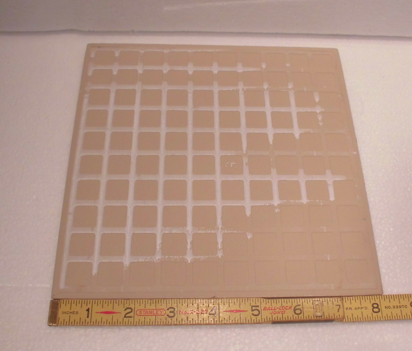 1 pc. Ceramic 8″ Floor Tile: Off-white with Mixed Grays, Medium Textured, New