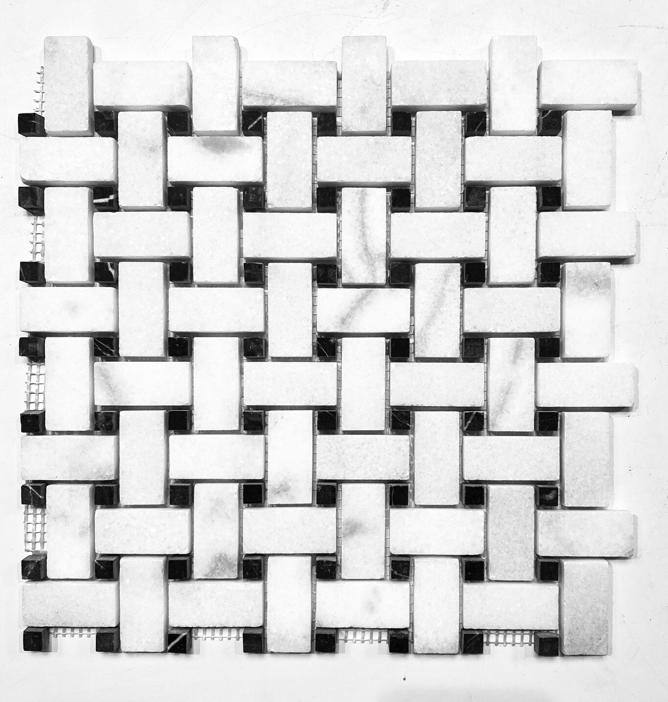 Carrara 1×2 Honed w/ Black Marble Dots Basketweave Floor Mosaic Tile Bathroom