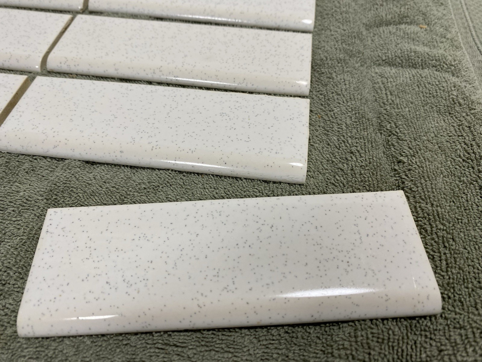 8- Vintage (1950-60s) White Speckled Ceramic Tile – Edge Bullnose (6×2)