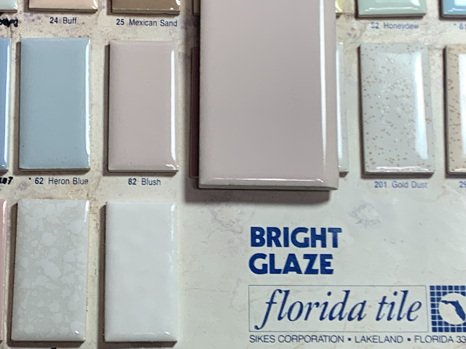 New Vintage Florida 2″ x 6″ Flat Surface Bullnose Blush#82 Gloss