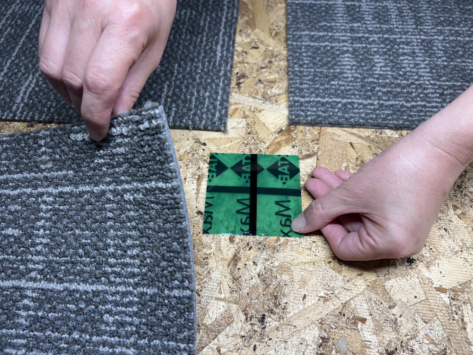 Will Float Residential/Commercial Carpet Tile. 250tabs = 70 syds/630 SF of Ca…