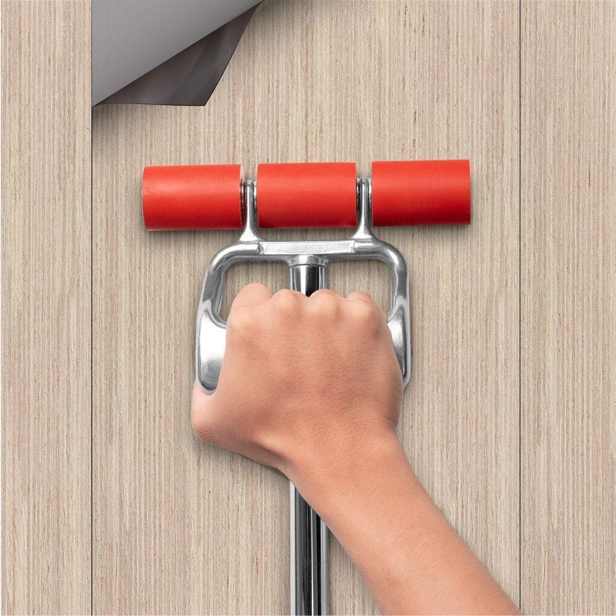 Extendable 27-Inch Floor & Wall Roller with 7.5″ Non-Markin Roller – DIY Tool