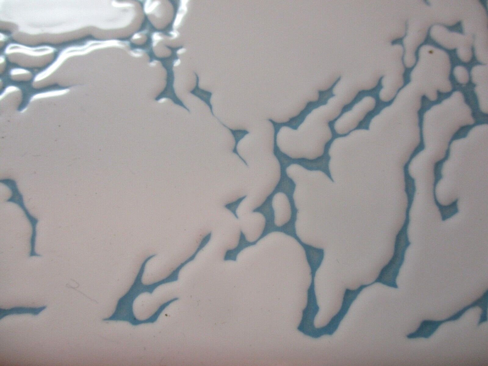 1 Wall Tile NTK Japan Powder Blue Veined on Off White Porcelain Ceramic Vintage
