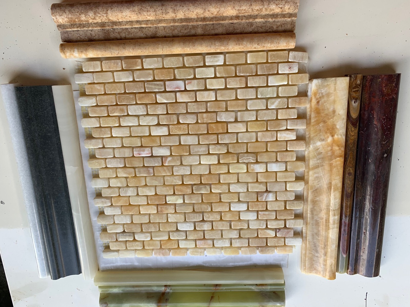 1 sqf 1×1/2″ tumbled honey onyx mosaic tile natural stone-$6 per sqf