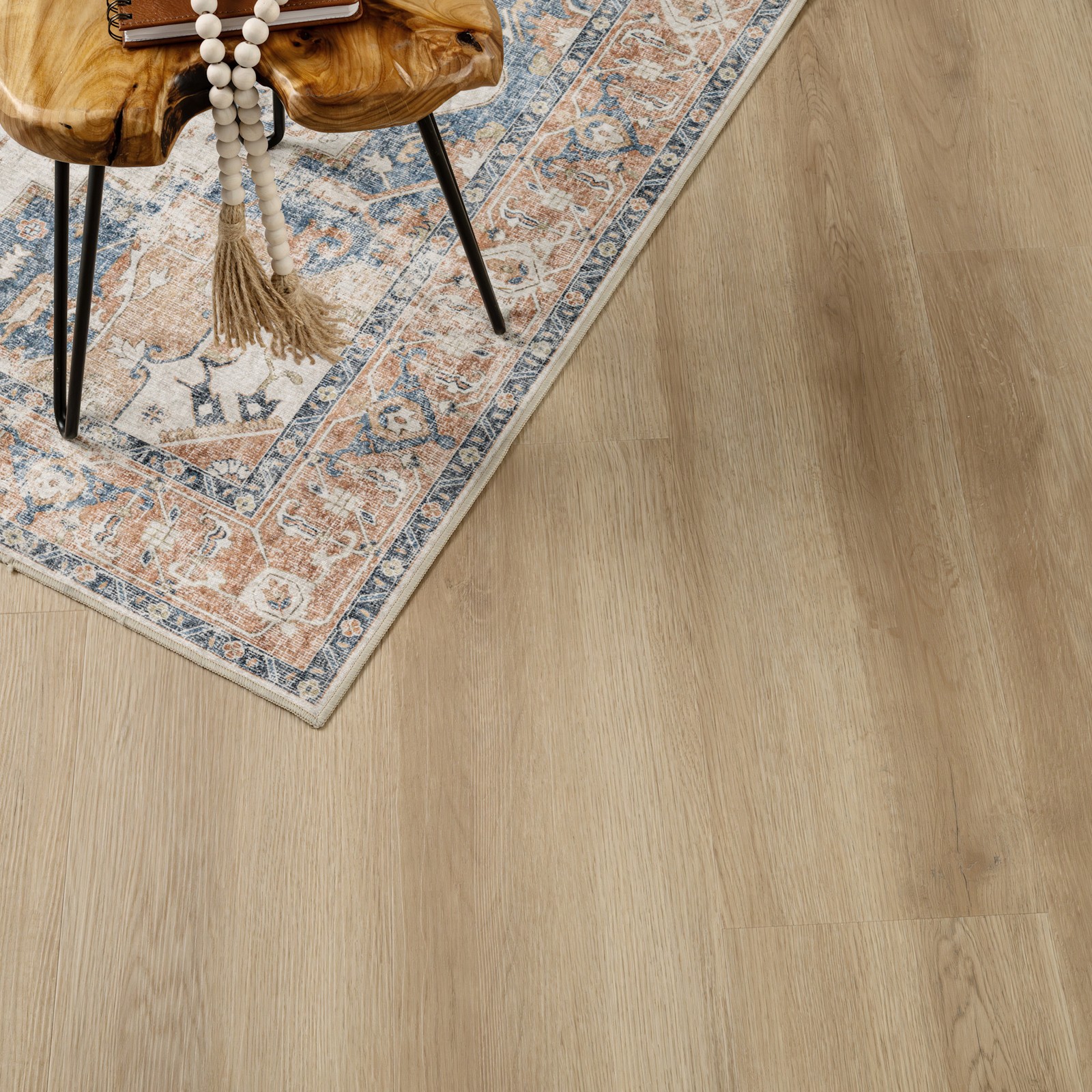 Ackland AKVRC9X48-5020-CA Grovehaven 9″ x 48″ Embossed Vinyl – Lagoon Larch