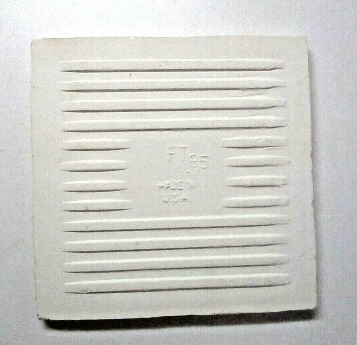 1 Wall Tile Florida USA FT 4-3/8″ Sq 1980s Ceramic Gloss Parchment Beige Vintage