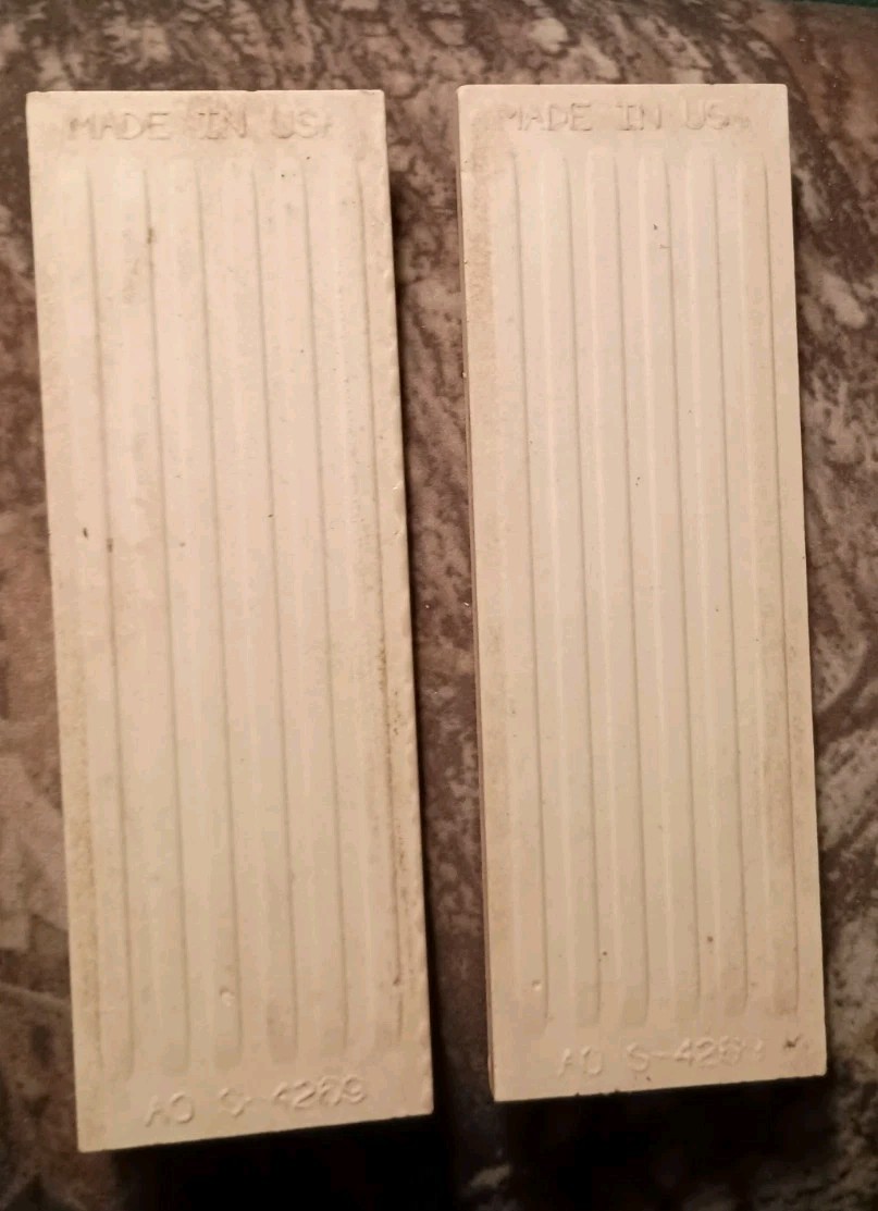 VTG Tan/Taupe Gloss Ceramic Bullnose Flat Trim Tile 2″X6” 1+ At Discount Price