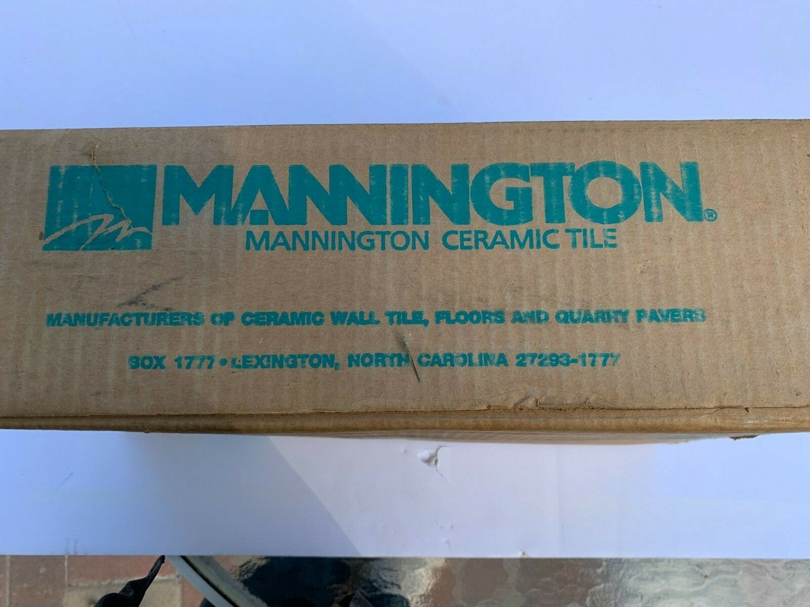 VINTAGE NEW CERAMIC MANNINGTON MCT BUTTERSCOTCH 4 3/8″ X 4 3/8″ GLOSS