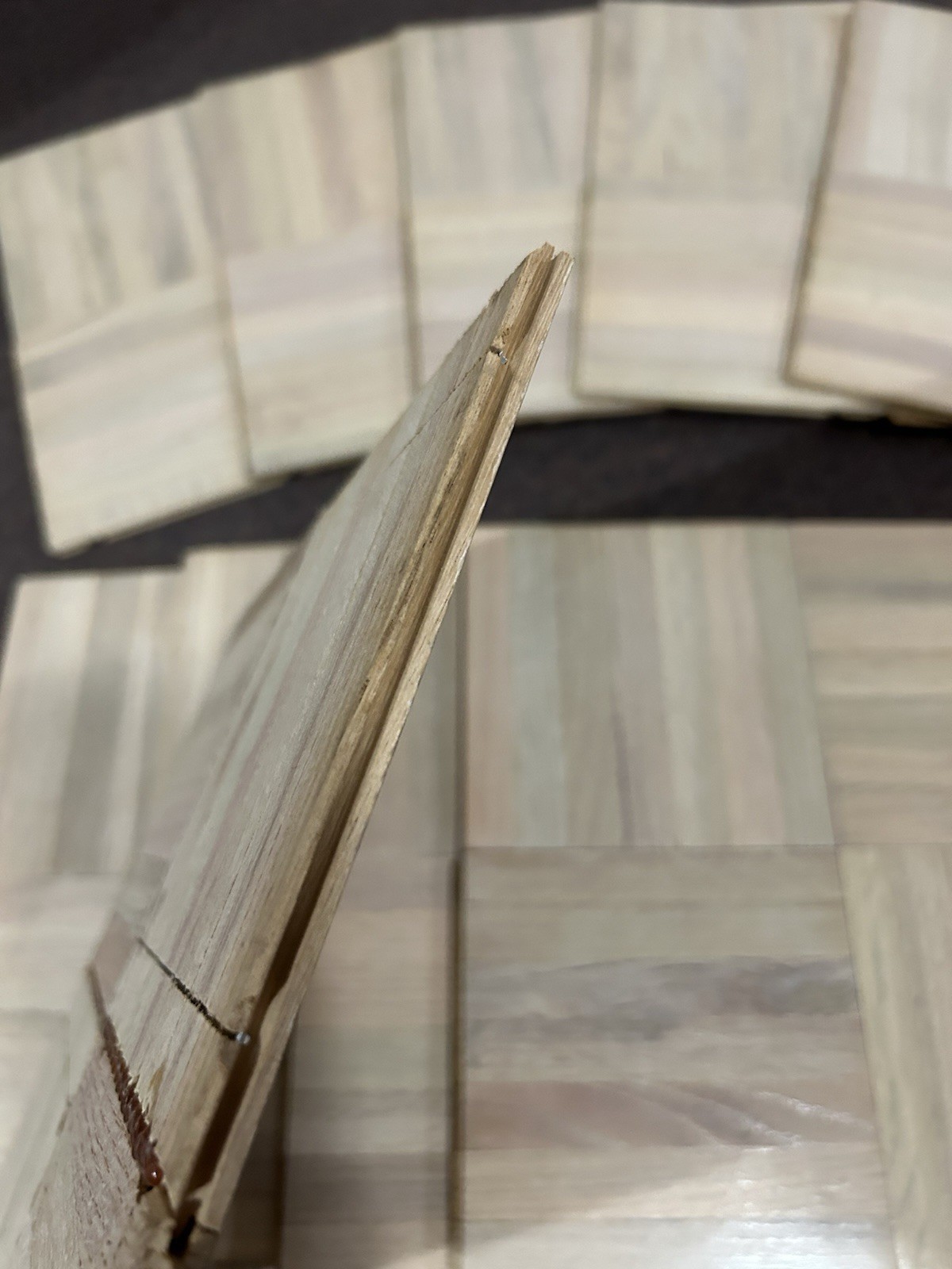 OAK PARQUET FLOOR: 100 SQ FT 12x12x5/16 Savannah Alabaster Tiles NEW!