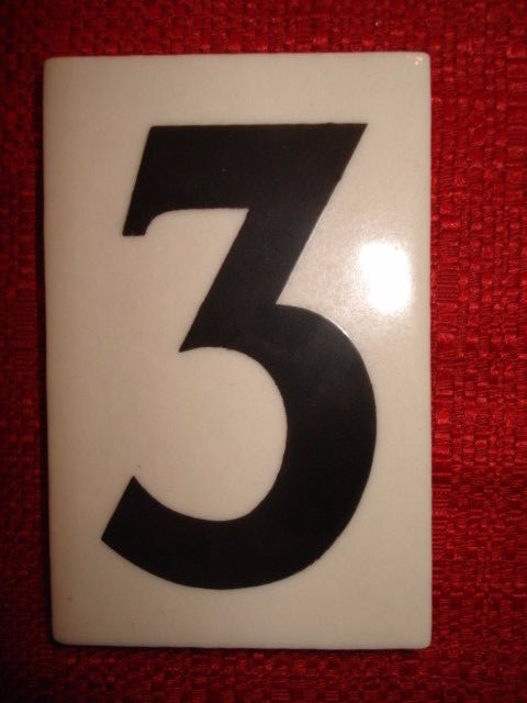 Ceramic Tile Curtis Development & MFG. CO. Address House Number 2 3/16″ x 3.5″
