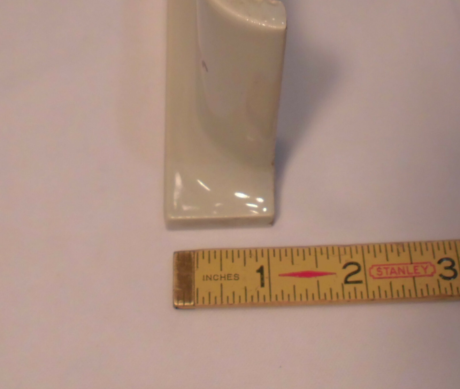 1 pc.*Gray* stack-tile-on-top cove/base, Ceramic Right Corner; American Olean