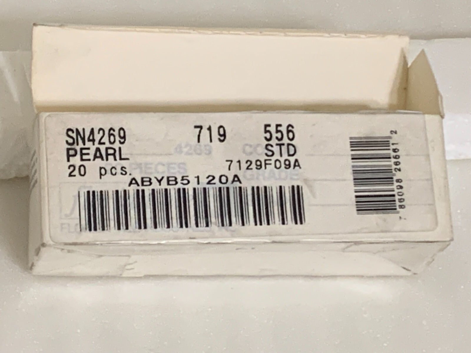 New Florida Pearl#719 Matte 2″ x 2″ Flat Surface Bullnose Corner *Shade 556*