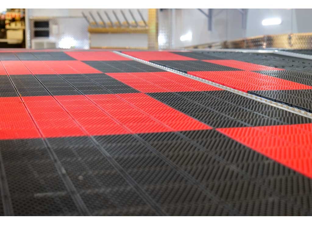 Caliber Products Inc 24PC PROTECH FLOORING RED