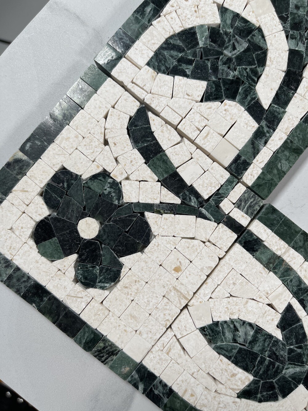 B0036P Marble Mosaic Border Listello Accent Tile Azalea Green 4×12 Polished