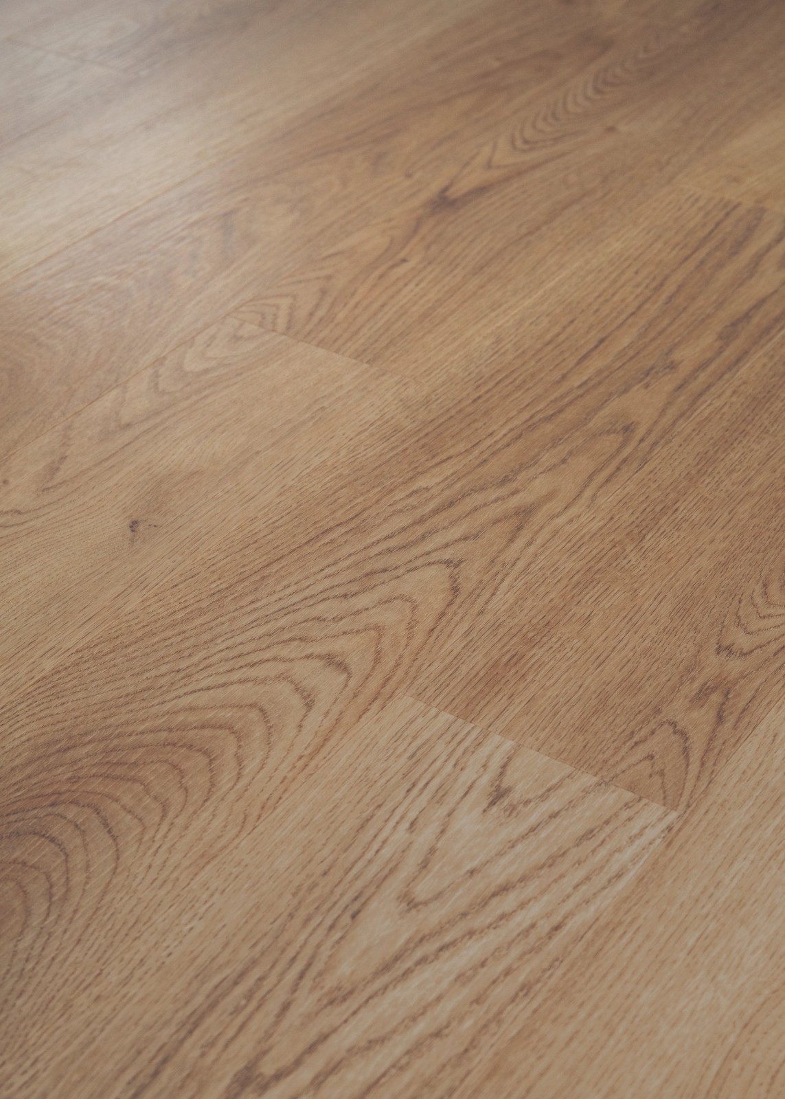 COREtec Antique Oak WPC Waterproof Vinyl Plank Flooring VV023‑05057 – 5″ x 48′