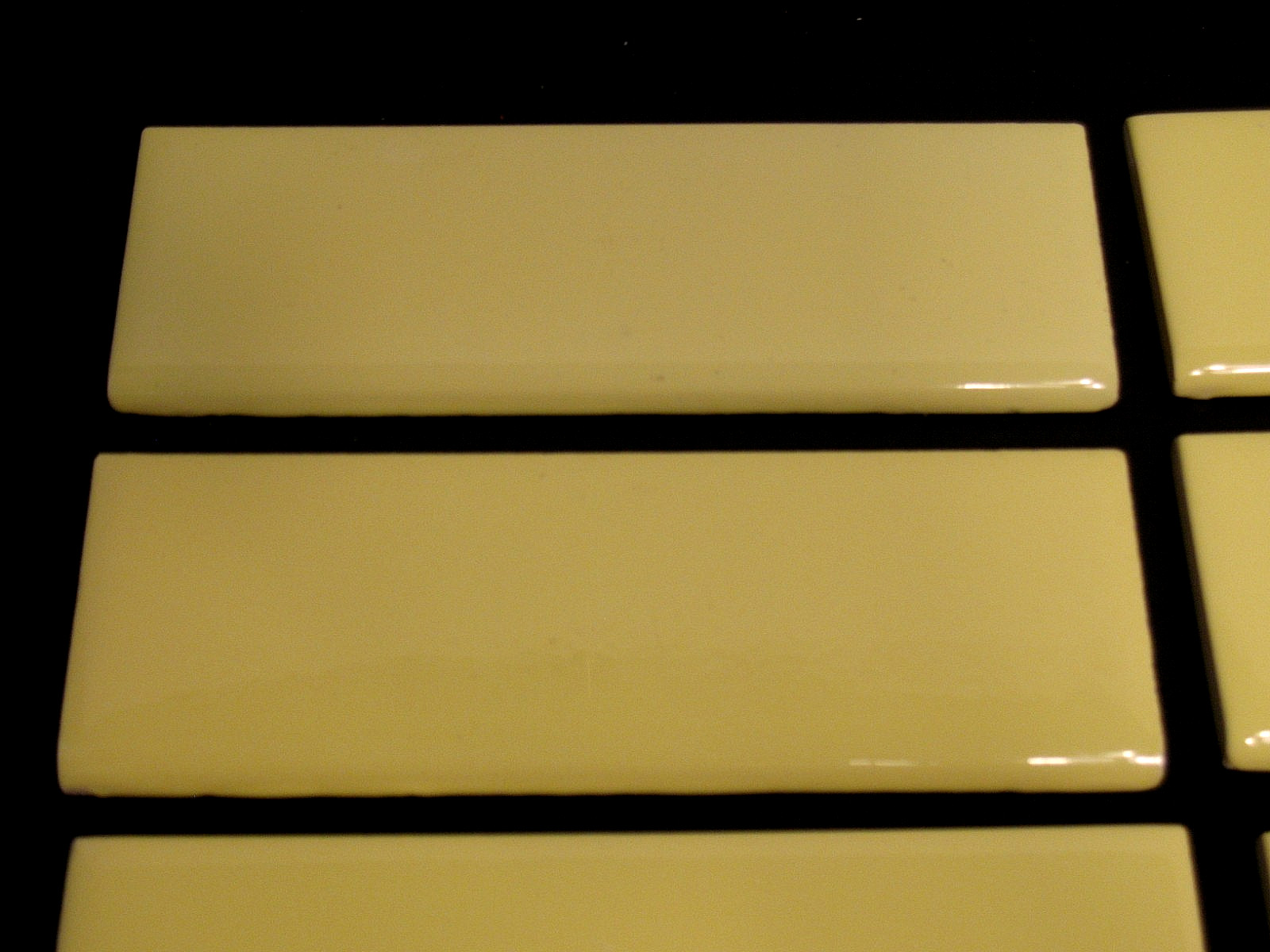 BULLNOSE FLAT TILE 6X2 INCH YELLOW H&R JOHNSON IMPERFECT INDIA GLOSSY LOT OF 10
