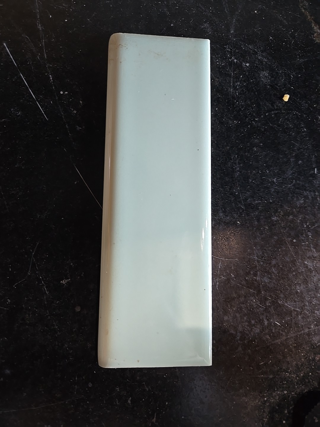 Vintage 6 1/4″ X 2 1/16″ Flat Bullnose Light Sagey Green Trim Tile NOS