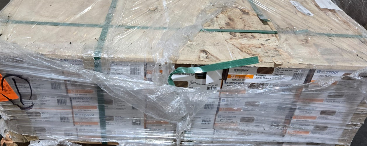 Pallet Sale – Lifeproof Sundance Canyon Hickory 22 mil plank flooring – 25 cases