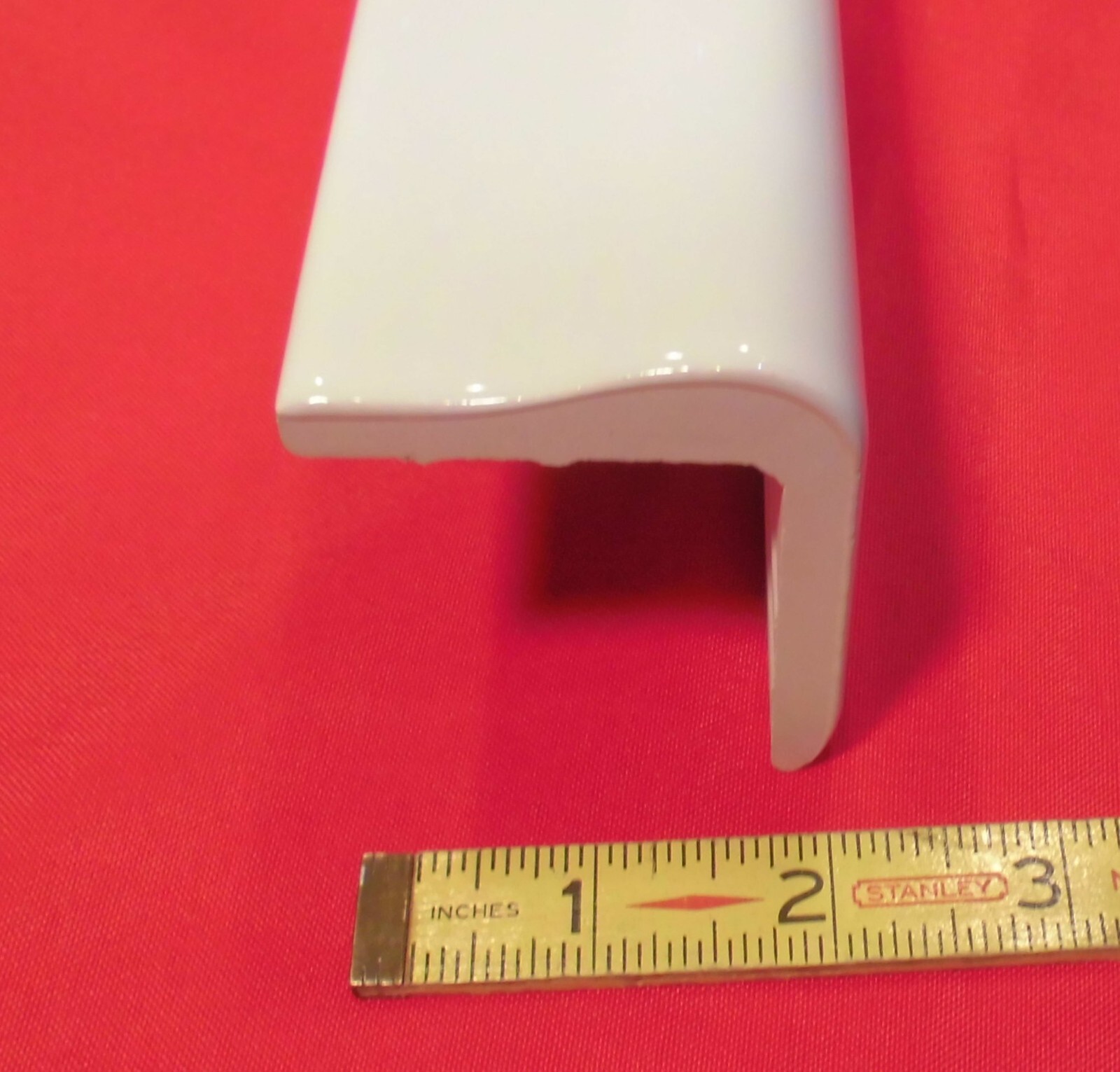 1 pc. Daltile #K-101 Kohler White: V – Cap Ceramic Trim Tile; Countertop Edging