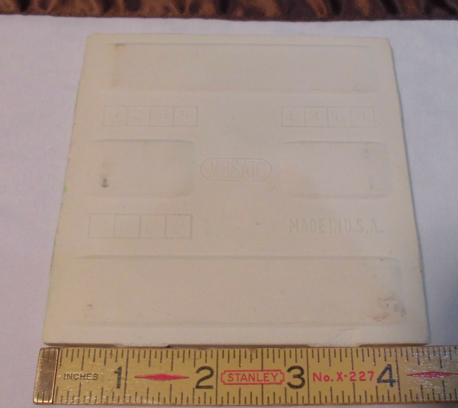 1 pc. *Sea Spray Medium Green* Matte Ceramic Tile 4-3/8″ by The Mosaic Co. NOS