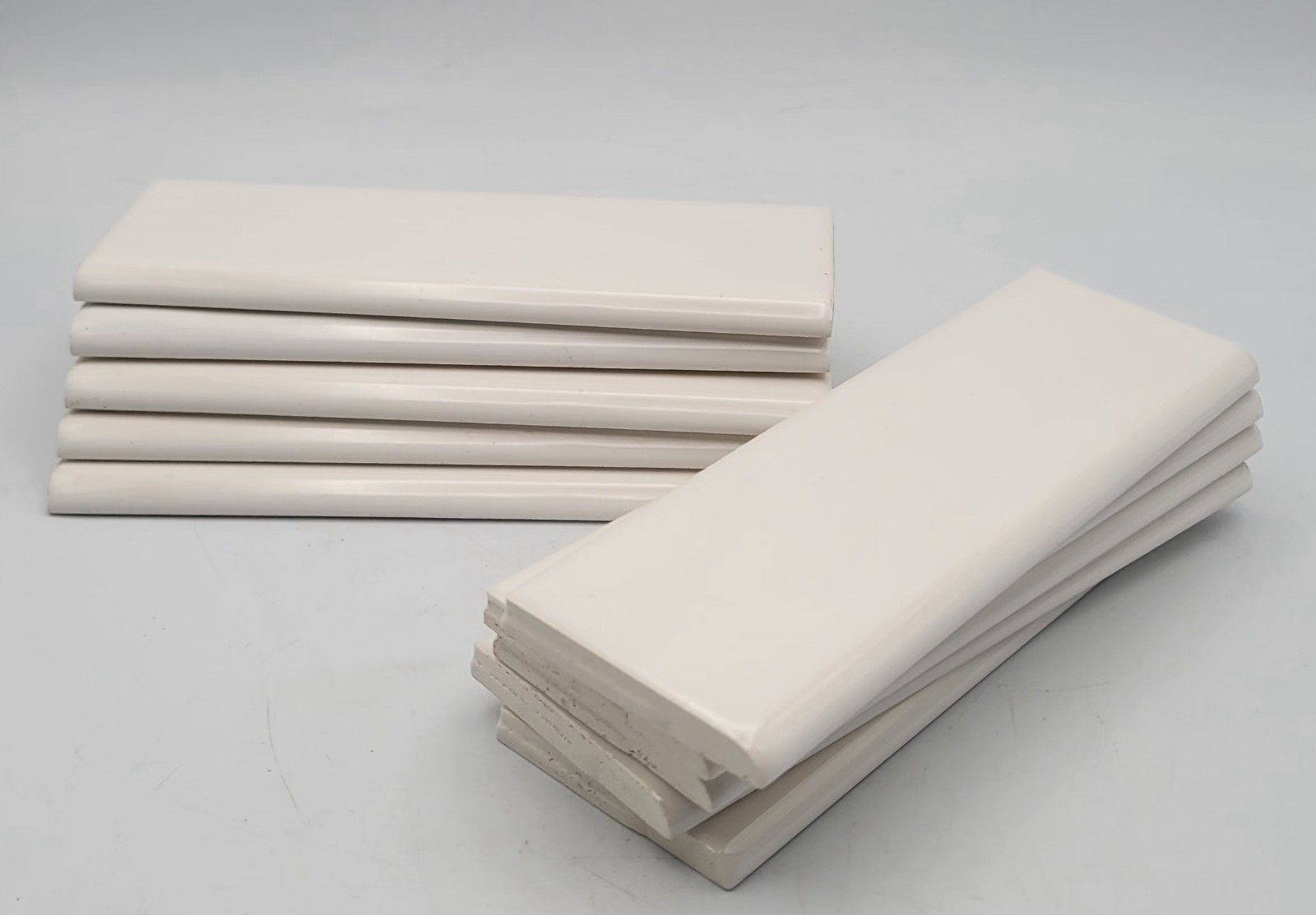 2×6 Bullnose Wall Tile Trim Artic White (BOX OF 21)