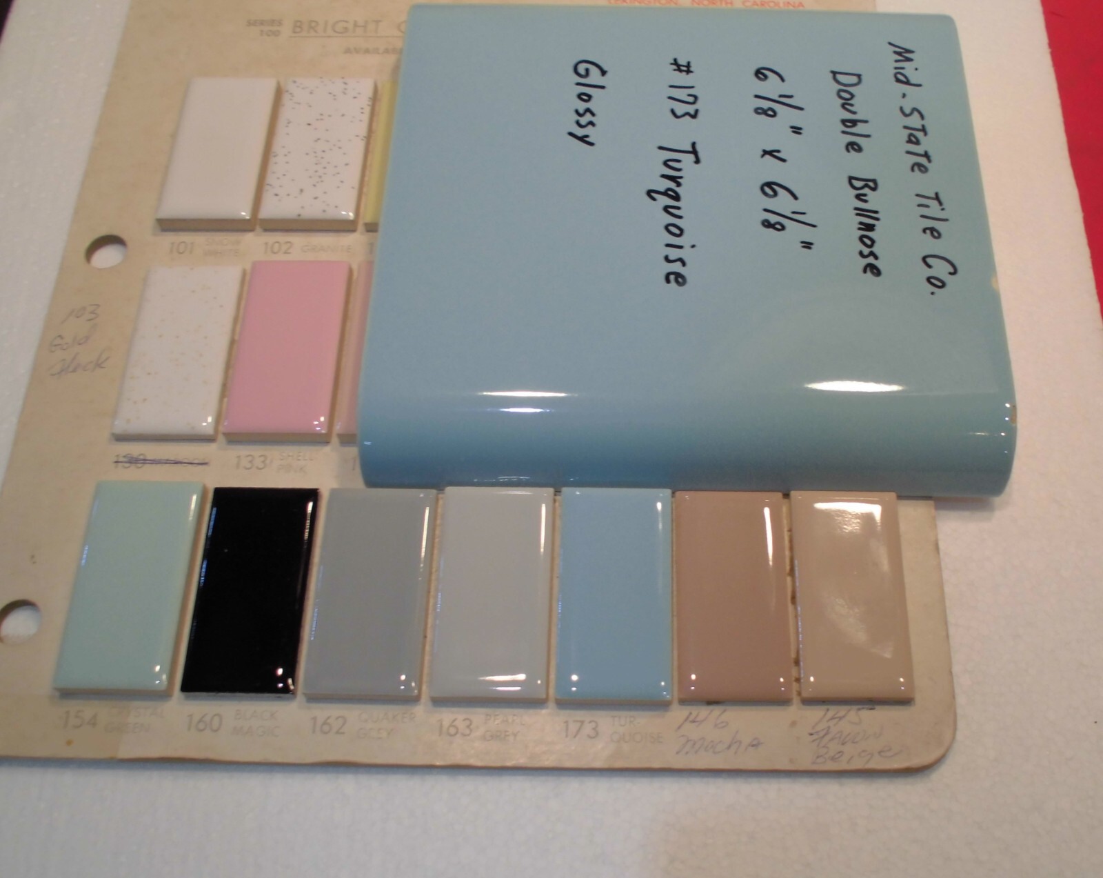 1 pc. Turquoise 6″ x 6″ Double Radius Bullnose Glossy Ceramic Tile: made 1950’s