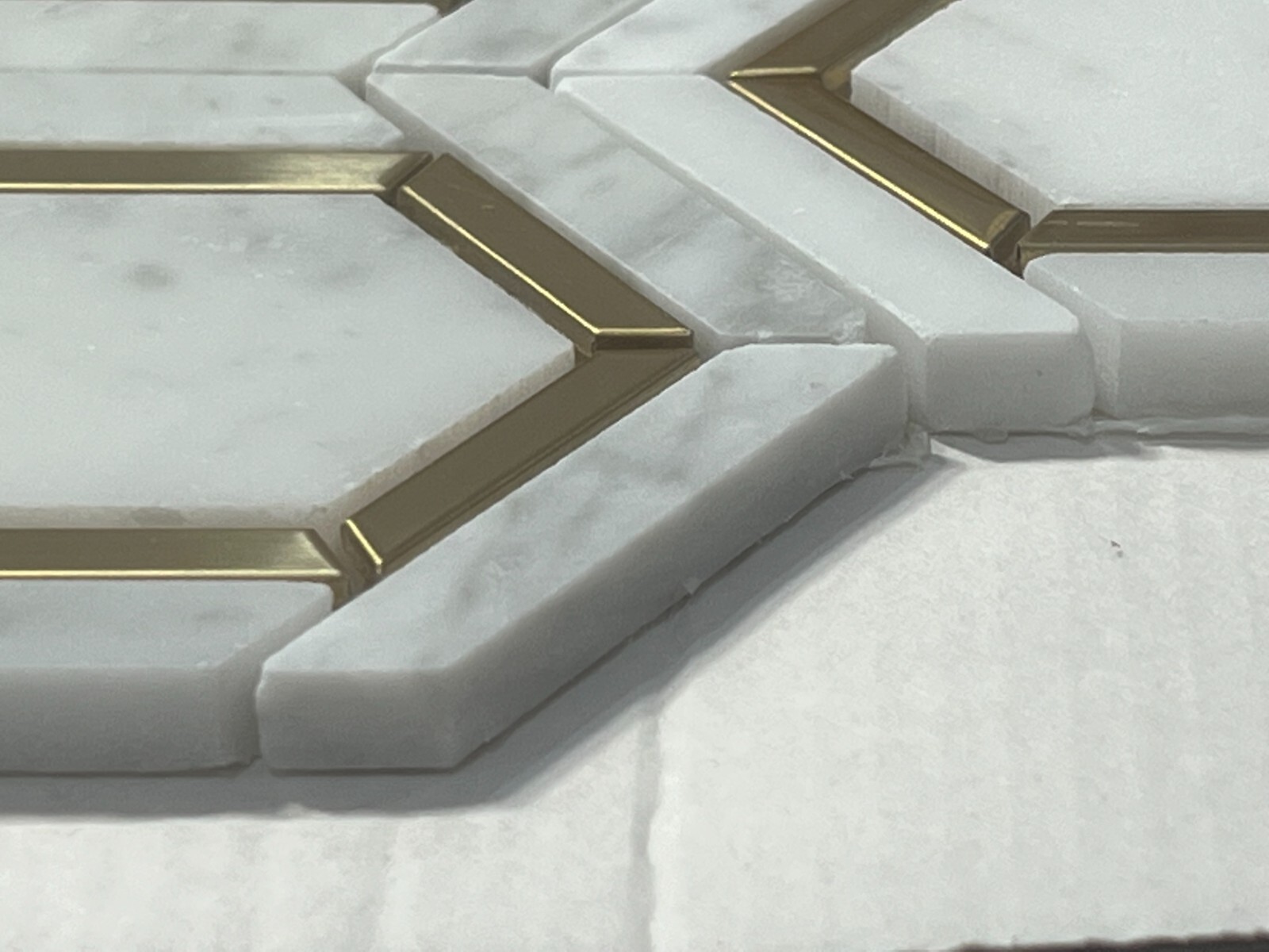 S18 Carrara White/Gold Marble Hexagon Mosaic Tile Kitchen Bathroom, 7 sheets