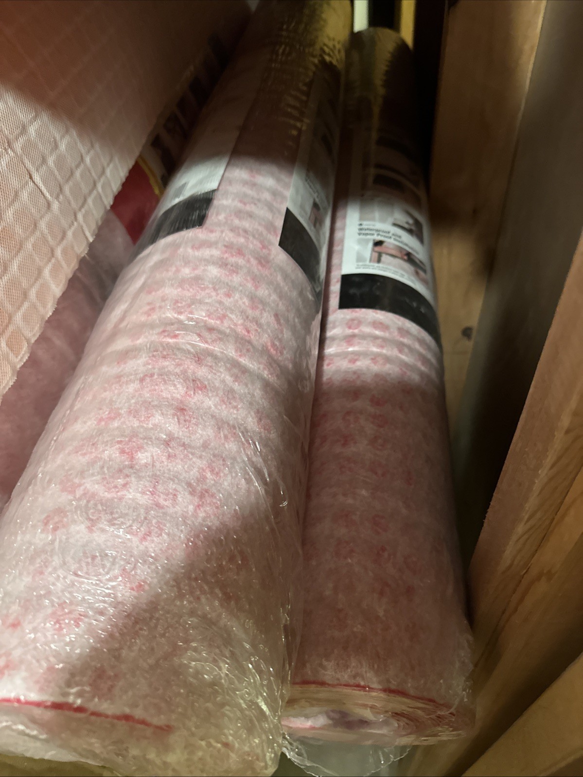 RedGard Waterproof Anti-Fracture Uncoupling Floor Membrane Underlayment