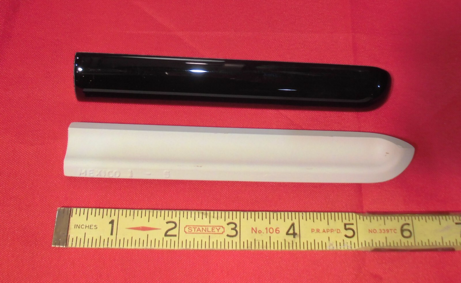 2 pcs. *Gloss Black* Ceramic Quarter Round Tiles 1″ X 6″ Finished Corner Beak