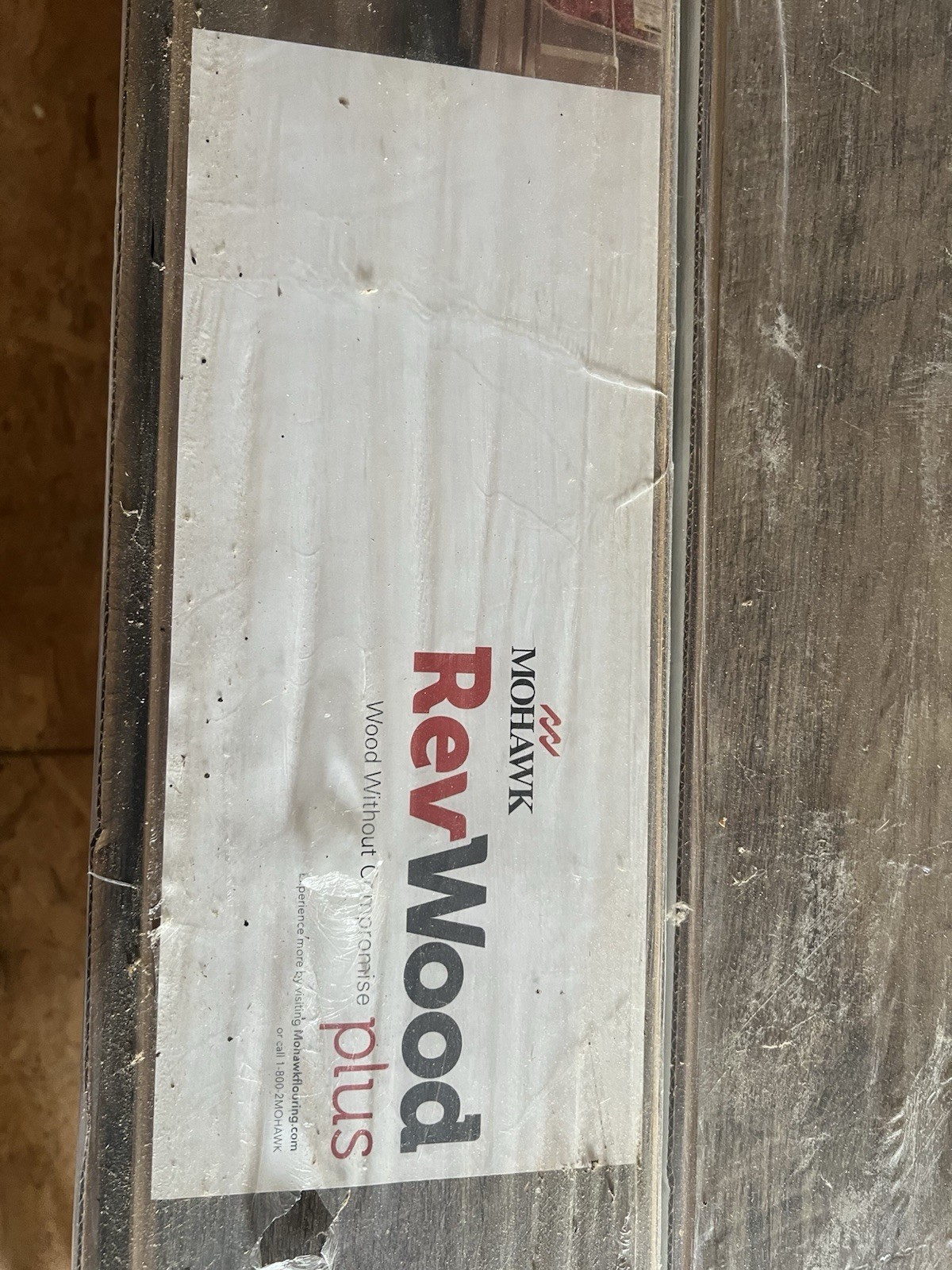 Mohawk RevWood Plus Oak Laminate Flooring Plank Natural Low Gloss 6.14×47.24in.