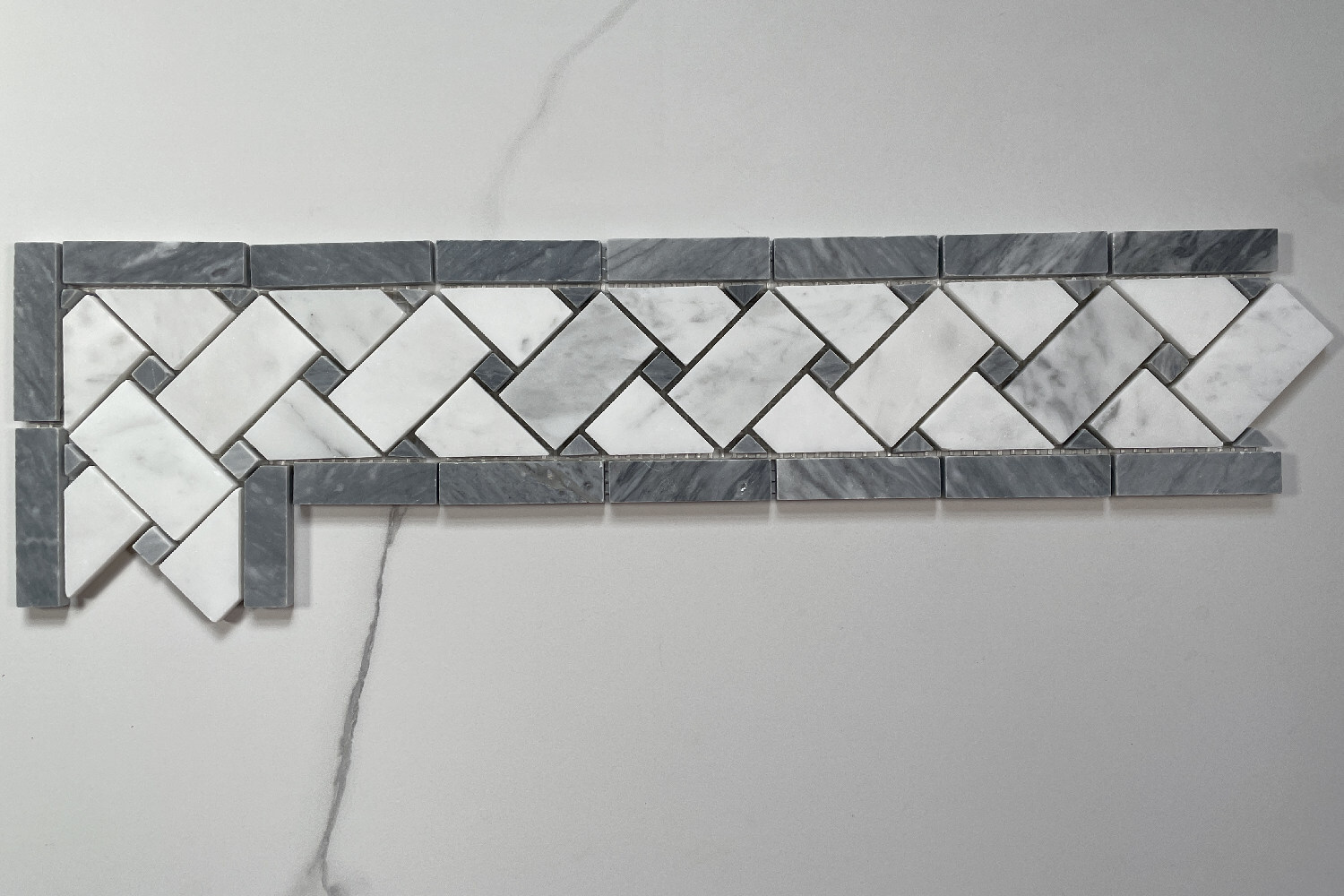 C657BXH Carrara Venato Marble Basketweave Mosaic Border Dark Gray Dots Honed