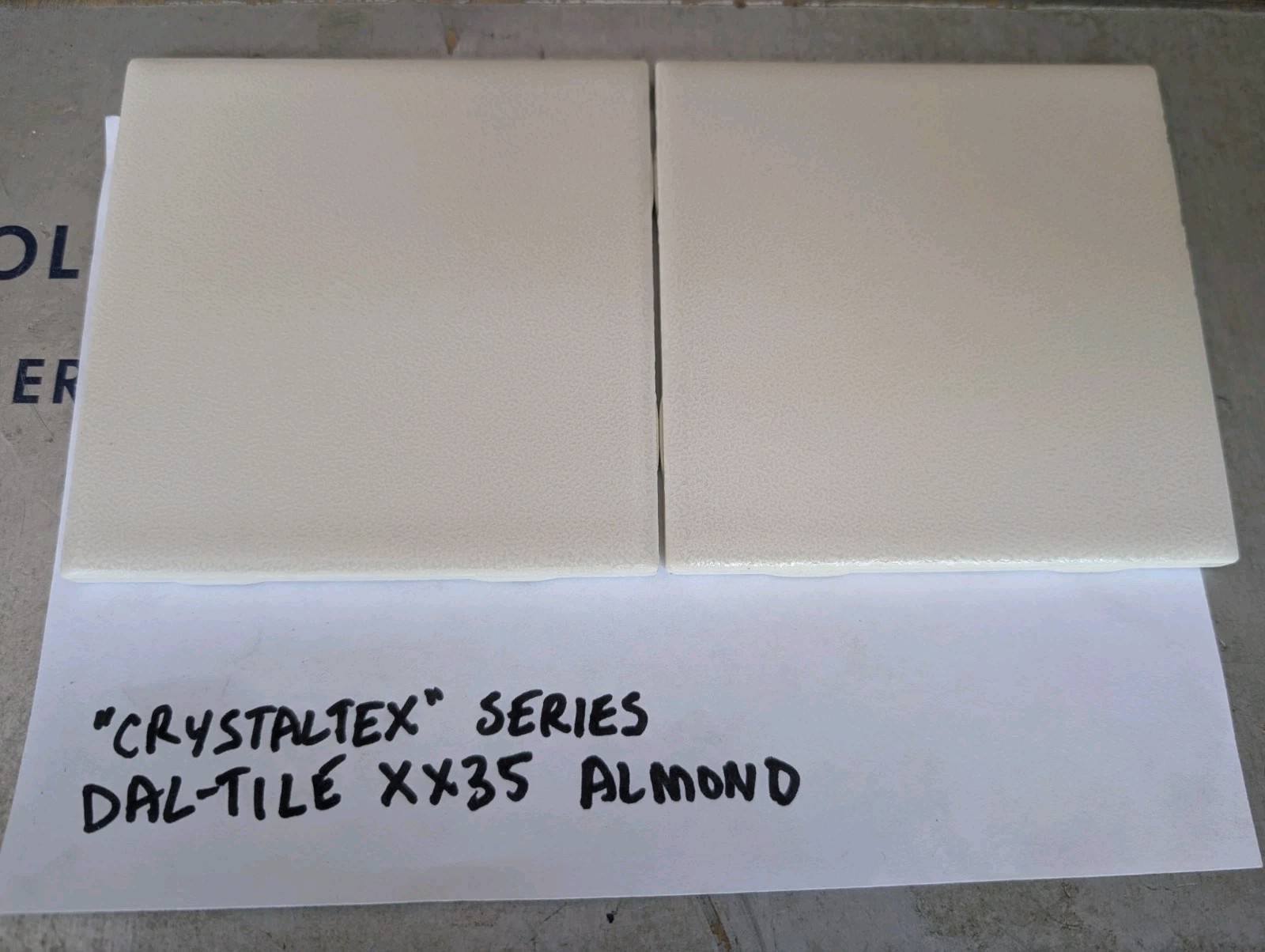 2 Pcs 4-1/4″ Square Ceramic Tile Daltile Crystaltex Almond XX35 Eggshell Finish