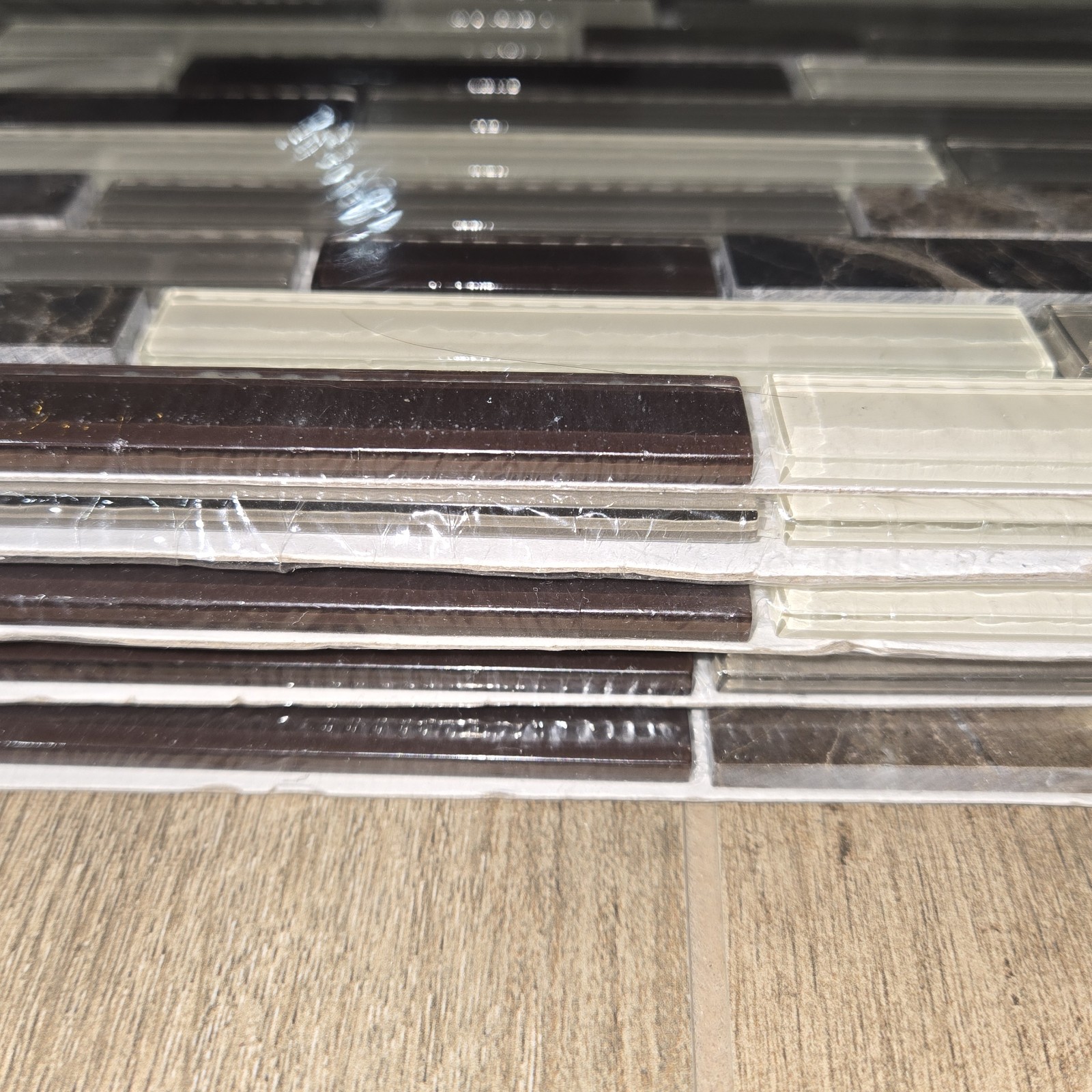 6 Sq Feet -American Olean Linear Mosaic Tile Glass Stone Black Brown Cream 12×13