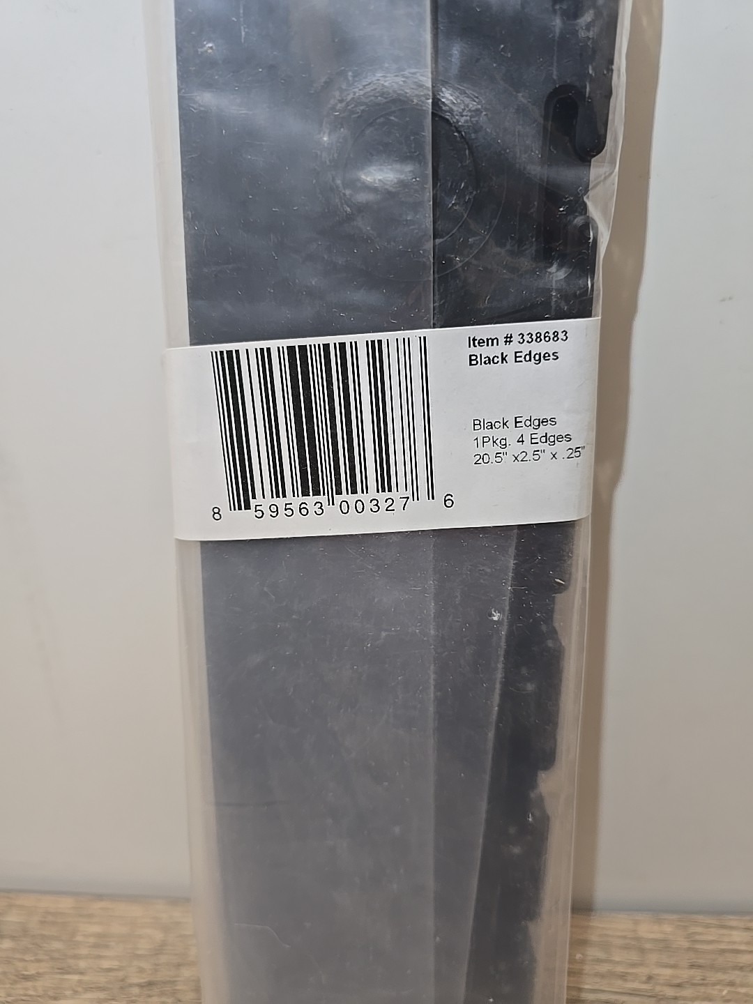 Supreme Garage Floor Tile Edges 8 Pack Solid PVC Edges 20.5″ x 2.5 ” x .25″ NEW