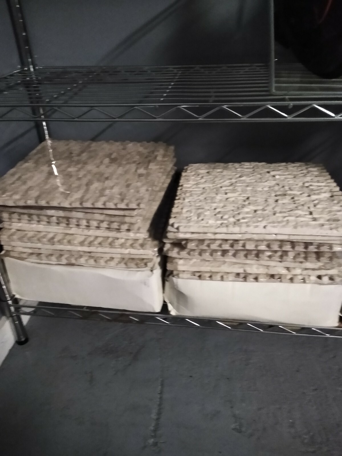 Backsplash – Natural Stone 12 x 12   Brand New! (28 pieces) pick up only