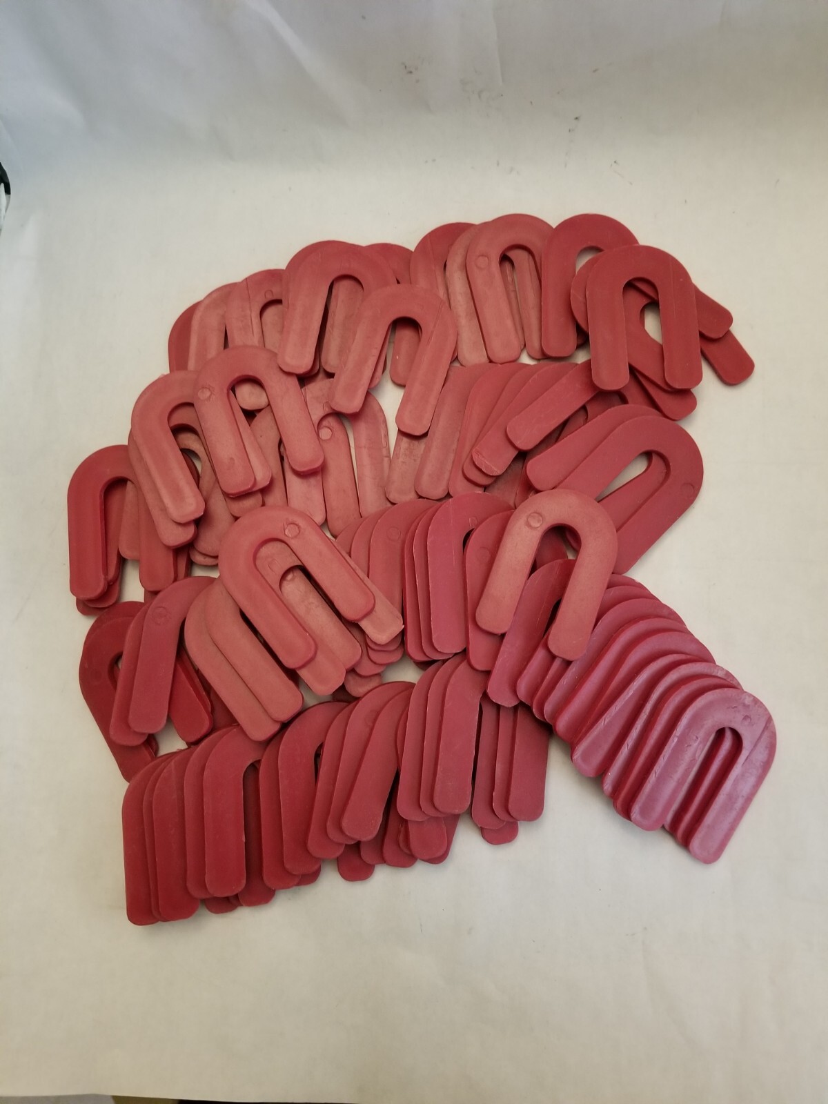 75 Shims Plastic Horseshoe Tile Spacer 1/8 Inch x 2.75″ x 1-7/8″ (lot of 75)