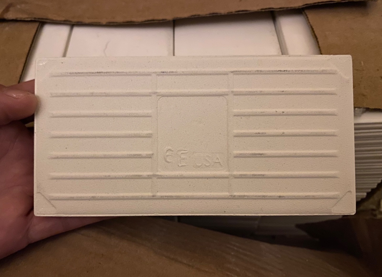 Brand New WHITE DALTILE 3 X 6 SUBWAY WALL TILE CERAMIC GLOSS 100pc CASE 12.5sqft