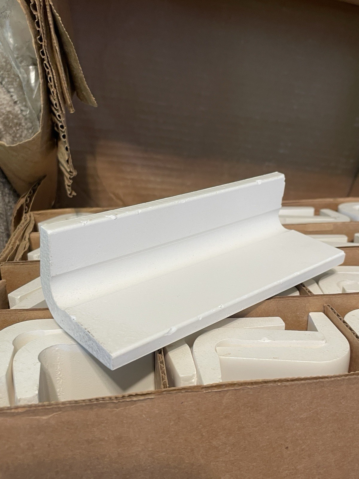 40pc Brite White V-Cap A8262 Ceramic Tile Counter Edging American Olean