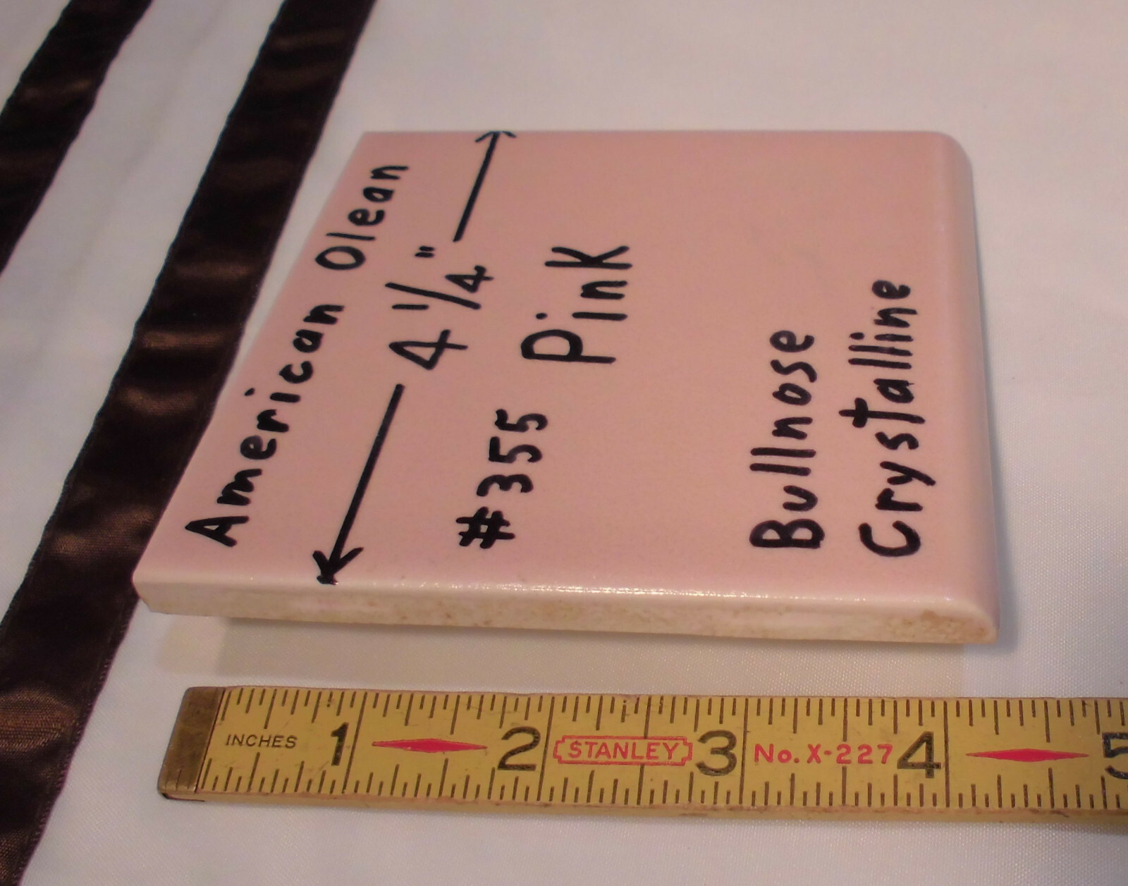 1 pc. Vintage *Crystalline Pink* Ceramic Bullnose Tile 4-1/4” American Olean NOS