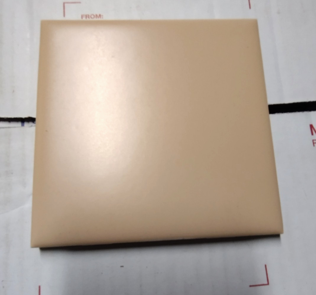1 Wall Tile Mosaic USA 4-3/8″ Sq. Satin Tawny Peach Pink Ceramic 1950 Vtg