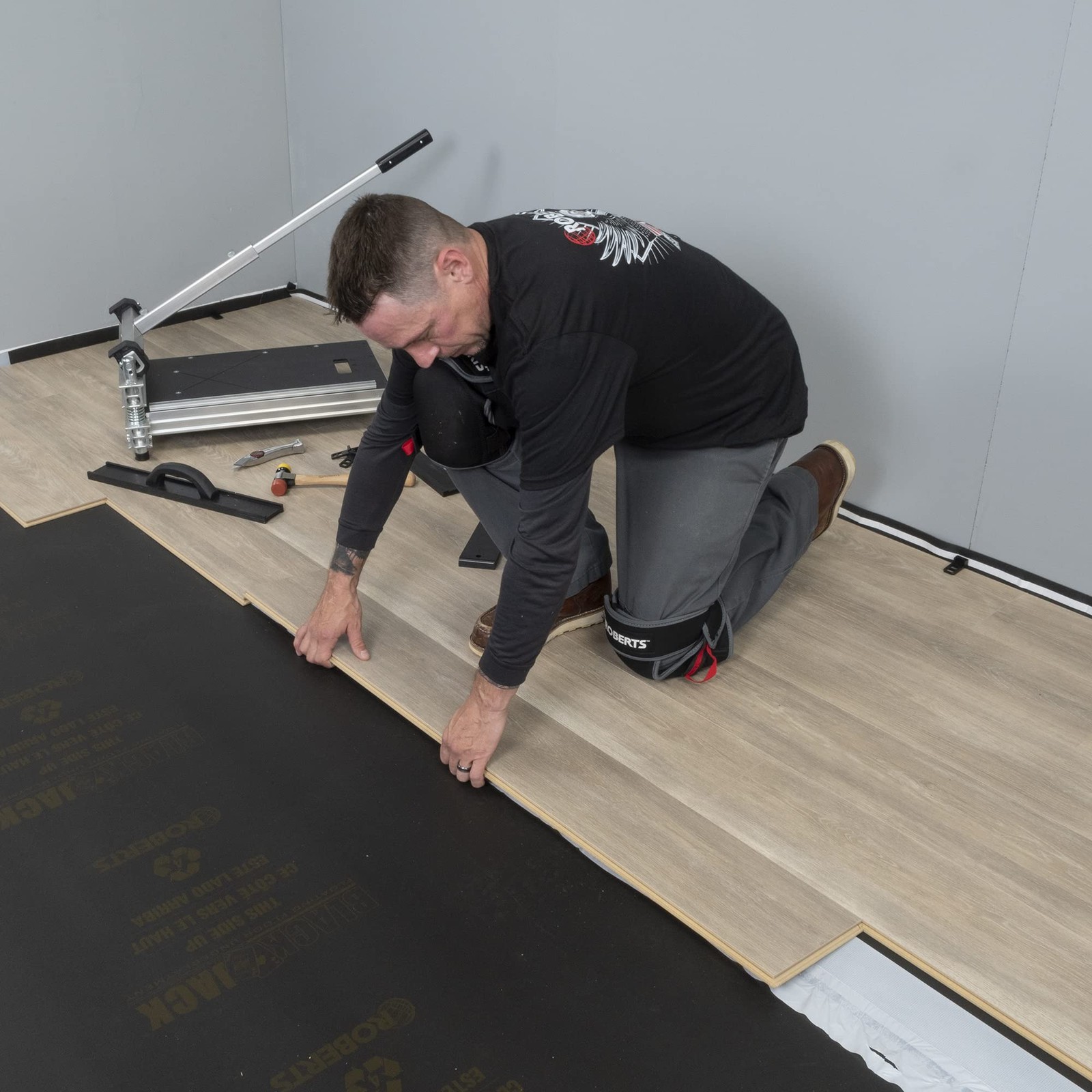 Black Jack Underlayment – 600 sq. ft. Roll – 43″ x 167.5′ x 2.5 mm