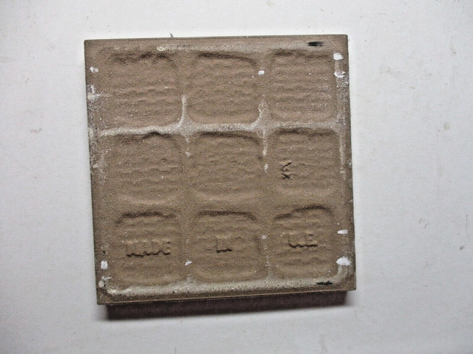 1 Floor Tile Made in UE 10cm 3-15/16″ Sq Dimpled Satin Beige Imitation Limestone